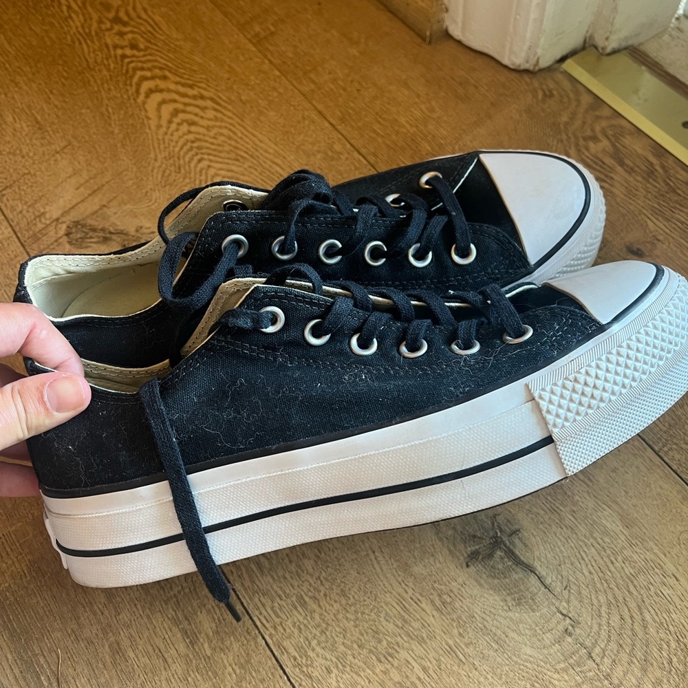 Platform Converse Canvas Shoes View 4